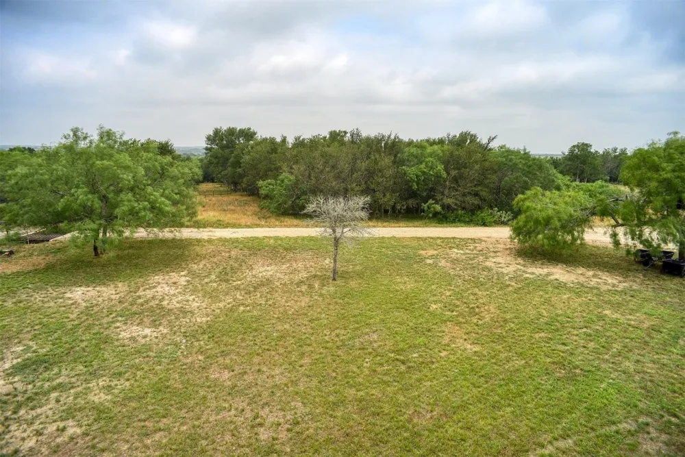 323 CR 446 Gonzales, TX 78629