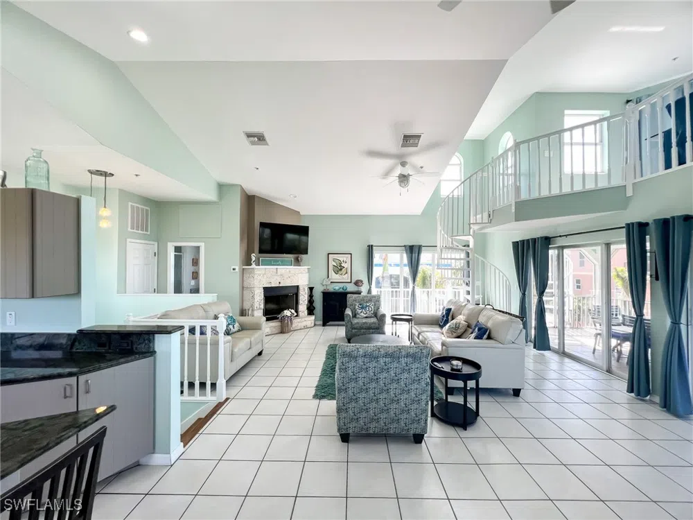 White Pelican Drive Upper Captiva, FL 33924