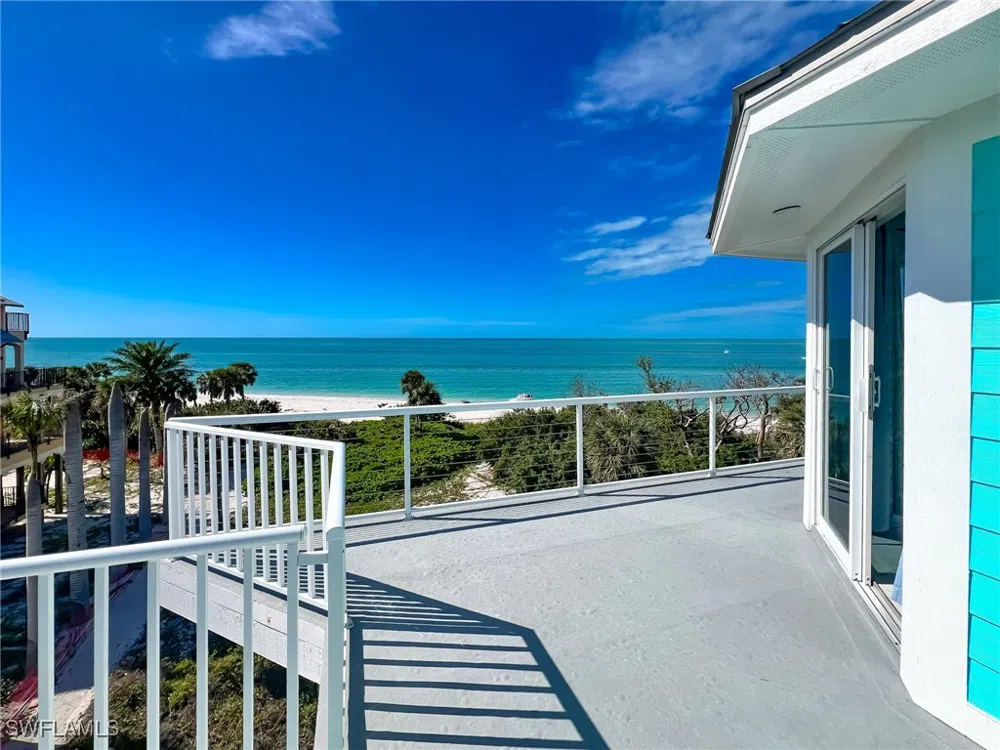 White Pelican Drive Upper Captiva, FL 33924