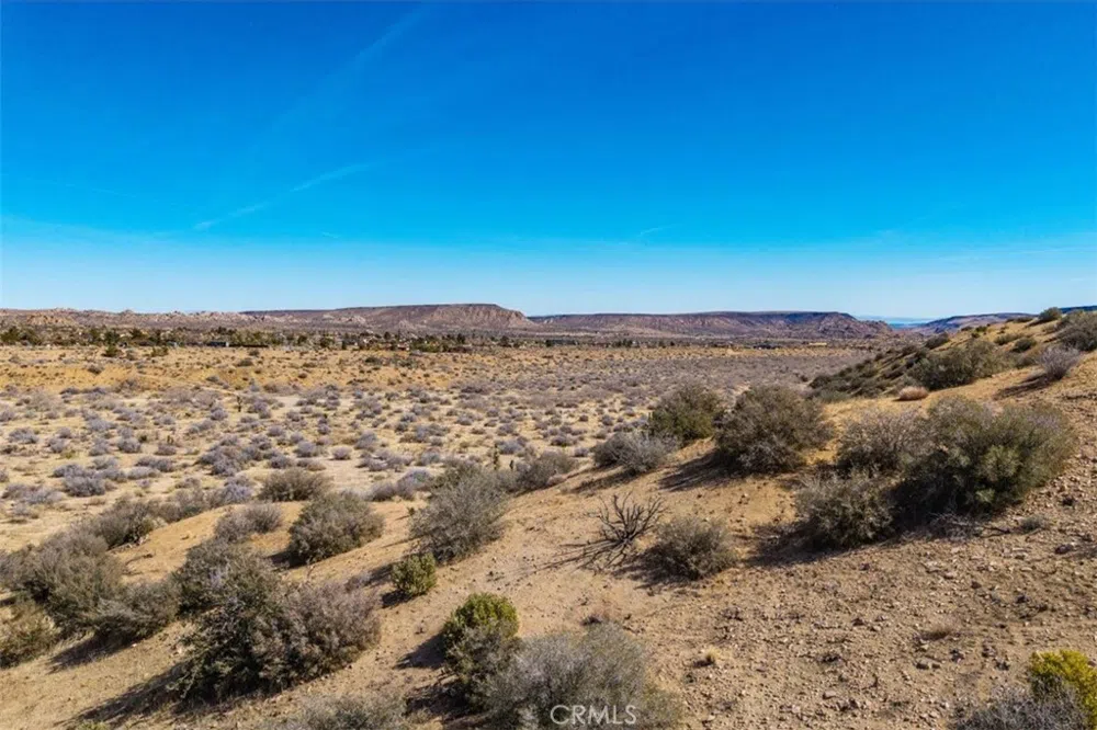 2841 Tumbleweed Trail Pioneertown, CA 92268