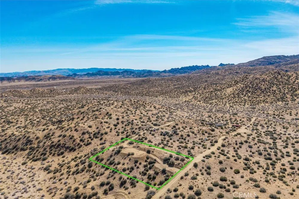 2841 Tumbleweed Trail Pioneertown, CA 92268