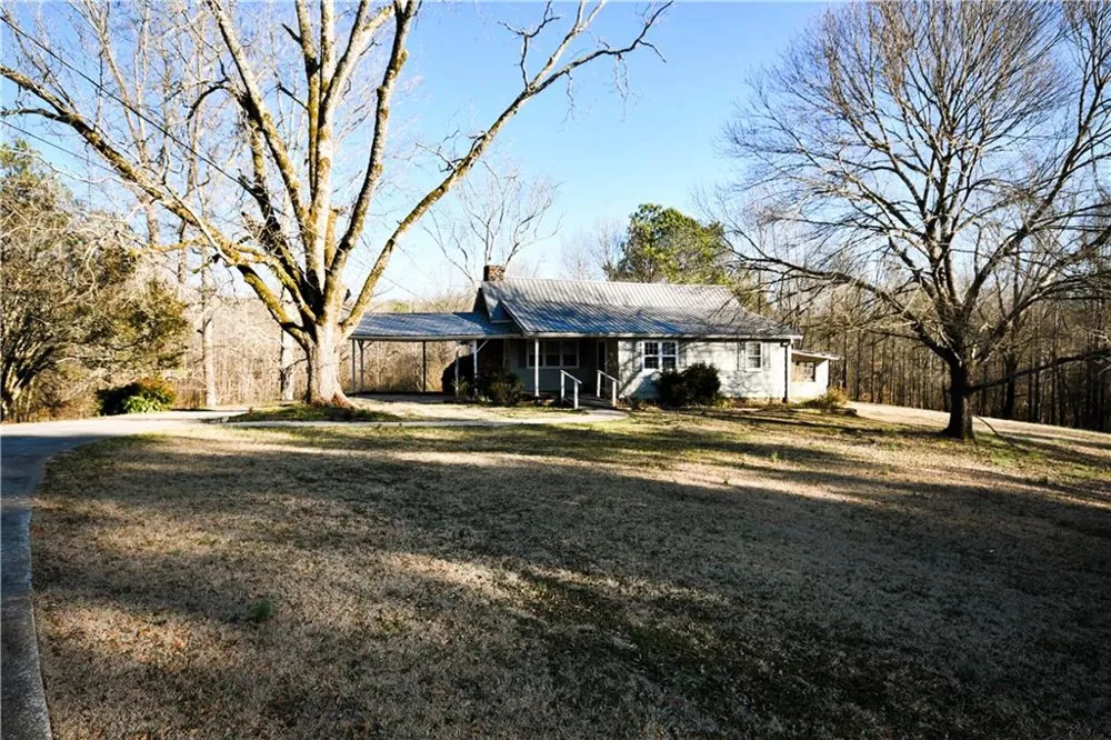 2977 Georgia Highway 120 Tallapoosa, GA 30176