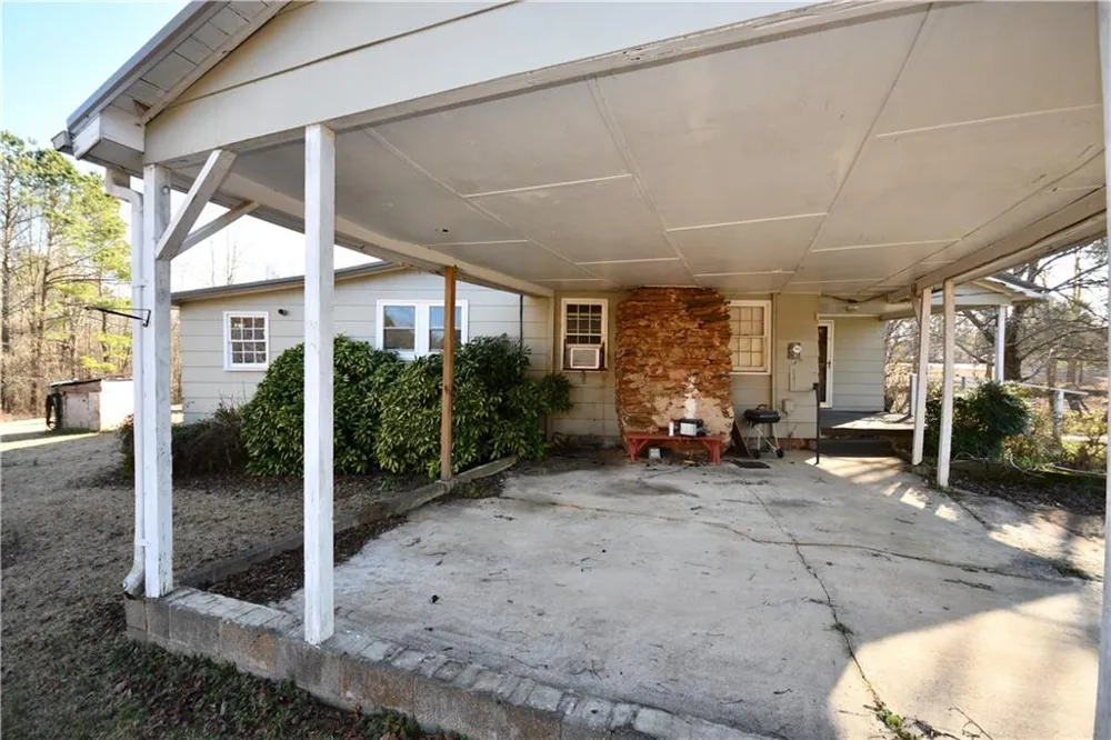 2977 Georgia Highway 120 Tallapoosa, GA 30176