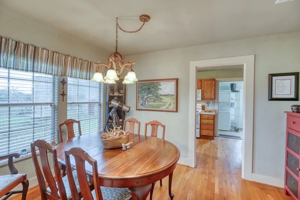 866 CR 2806 Lampasas, TX 76550