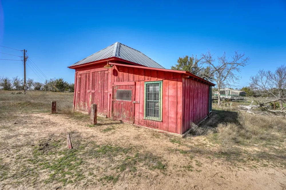 866 CR 2806 Lampasas, TX 76550