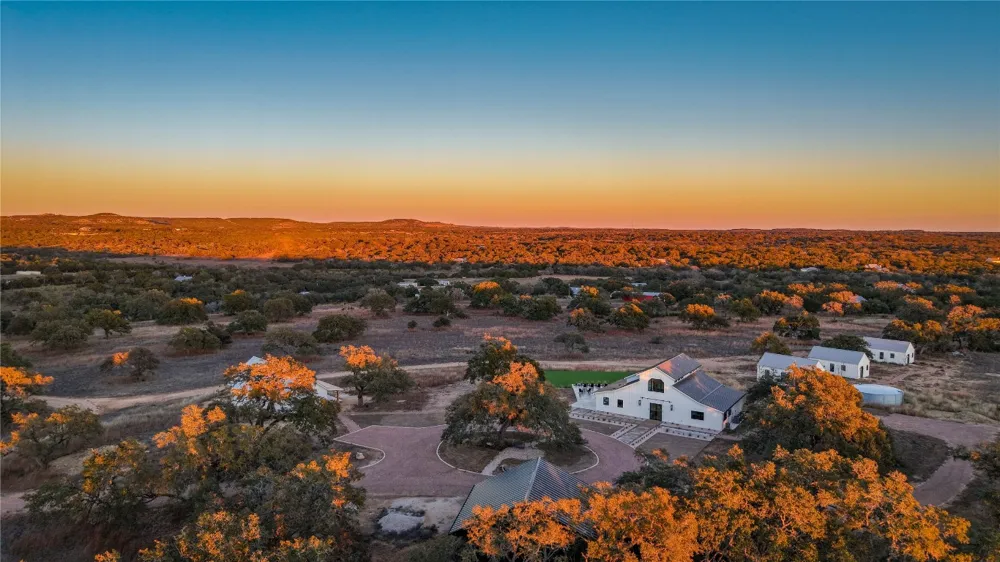 5999 Ranch Road 165 Blanco, TX 78606