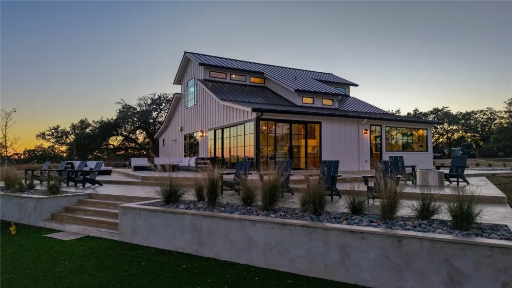 5999 Ranch Road 165 Blanco, TX 78606