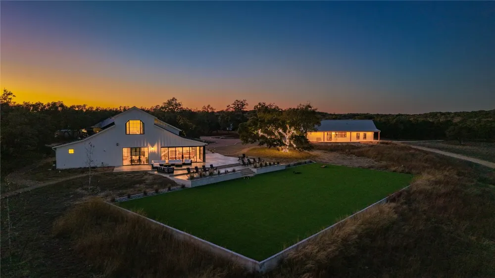 5999 Ranch Road 165 Blanco, TX 78606