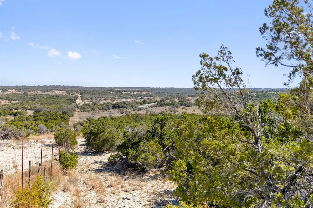 9069 Ranch Road 1323 Road Fredericksburg, TX 78624