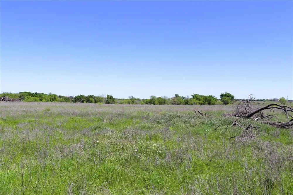 40 Sears Mayfield Rd Henrietta, TX 76365