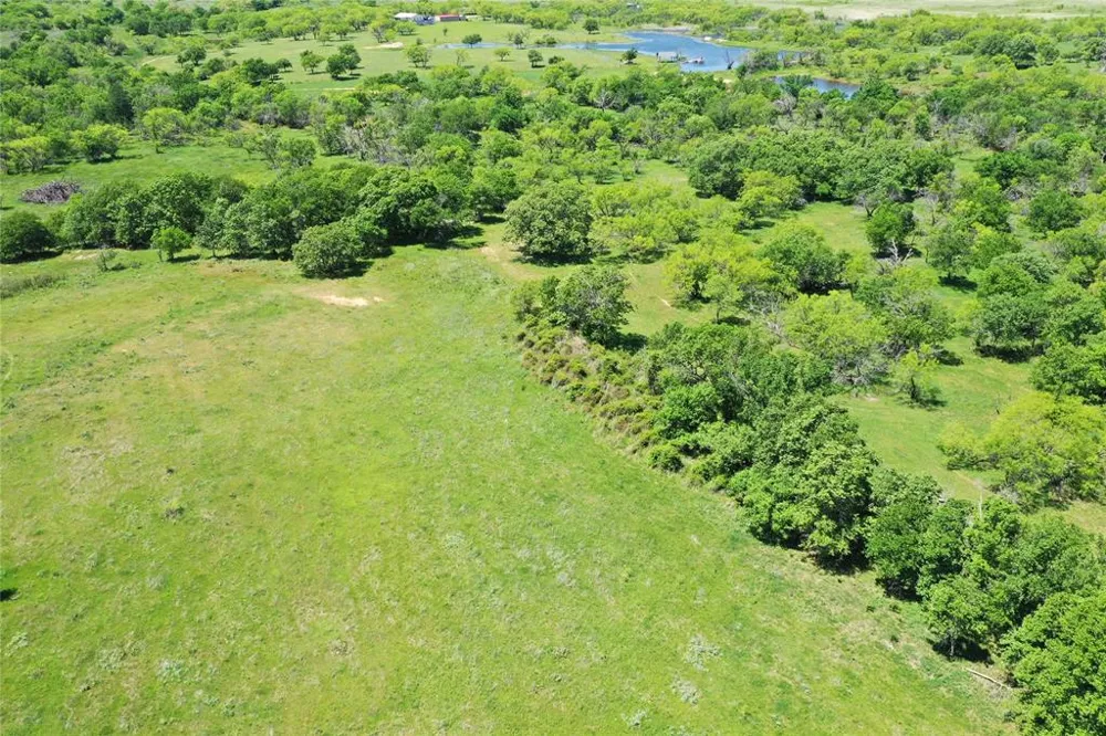 40 Sears Mayfield Rd Henrietta, TX 76365