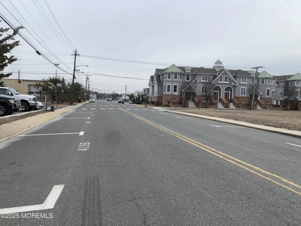 204 Channel Drive Point Pleasant Beach, NJ 08742