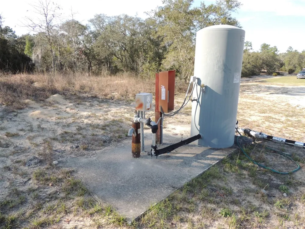 6491 & 6481 SE 123RD TERRACE Morriston, FL 32668