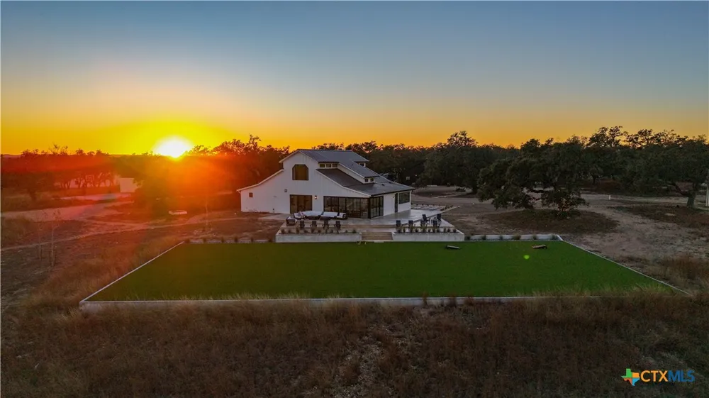 5999 Ranch Road 165 Blanco, TX 78606