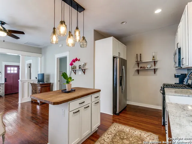 521 Palmetto San Antonio, TX 78202