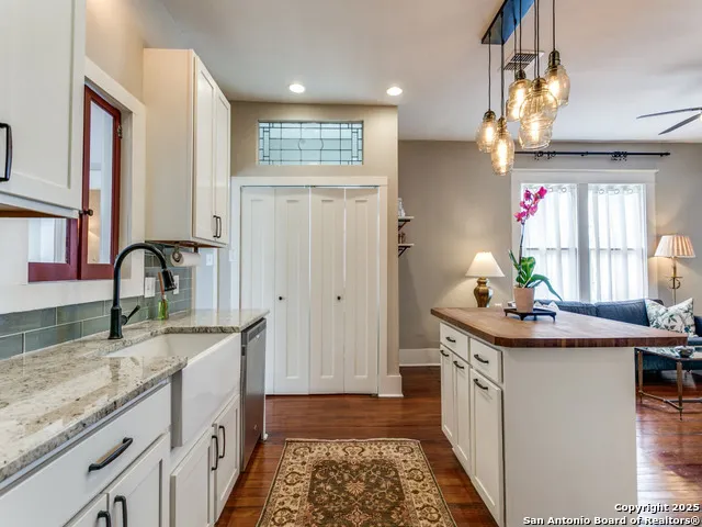 521 Palmetto San Antonio, TX 78202