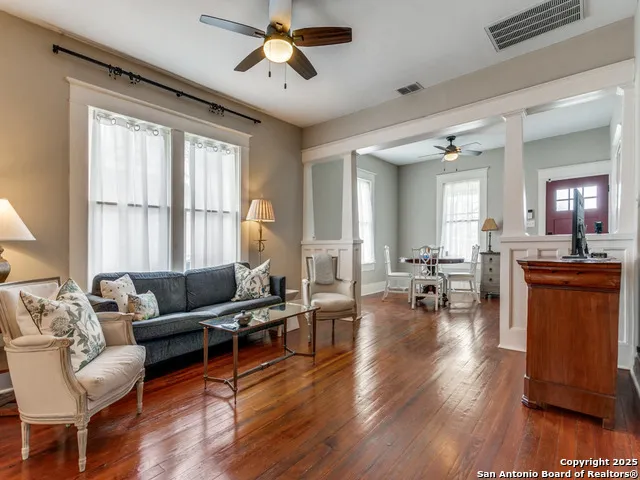 521 Palmetto San Antonio, TX 78202
