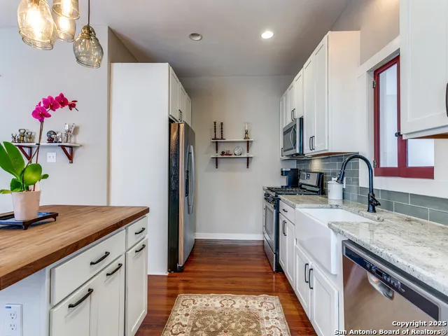 521 Palmetto San Antonio, TX 78202