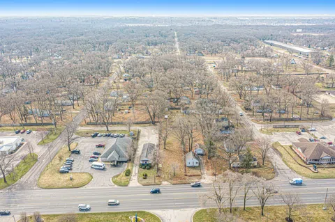 1257 E Sherman Boulevard #& 2616 Roberts St.