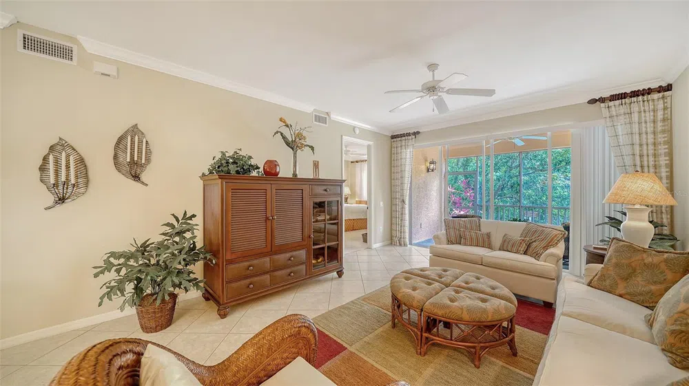5547 KEY WEST PLACE #C-01 Bradenton, FL 34203
