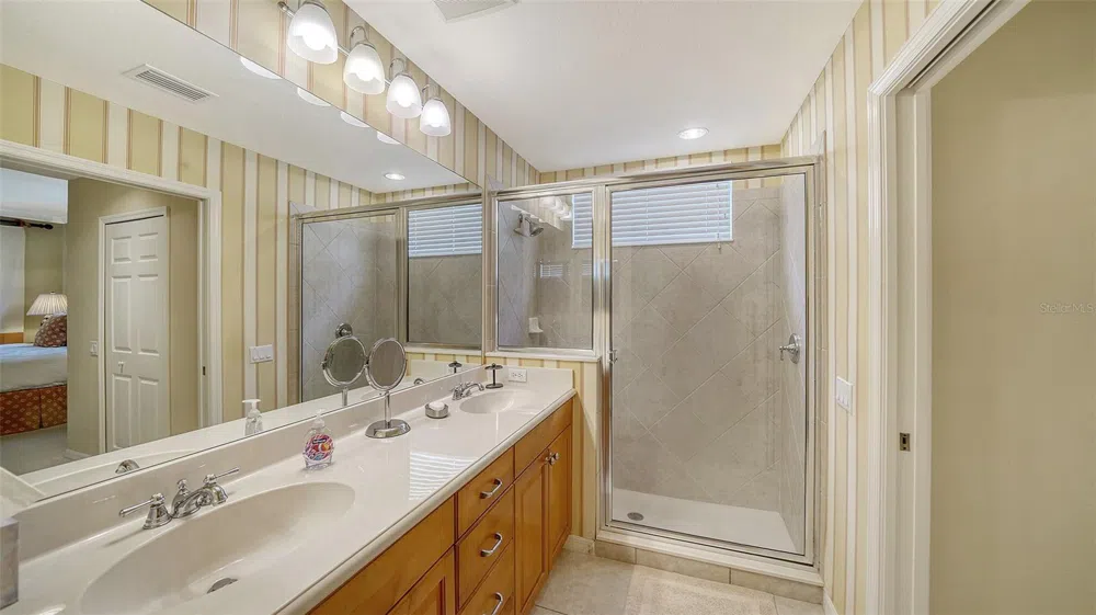 5547 KEY WEST PLACE #C-01 Bradenton, FL 34203