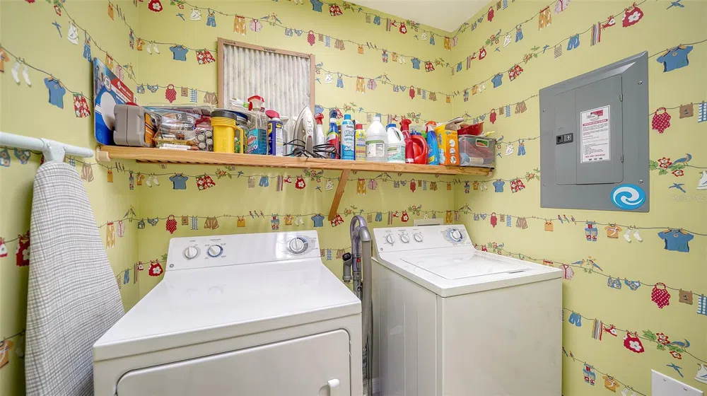 5547 KEY WEST PLACE #C-01 Bradenton, FL 34203