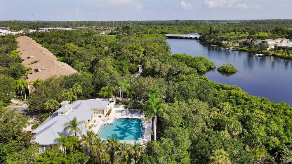 5547 KEY WEST PLACE #C-01 Bradenton, FL 34203