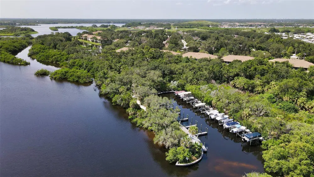 5547 KEY WEST PLACE #C-01 Bradenton, FL 34203
