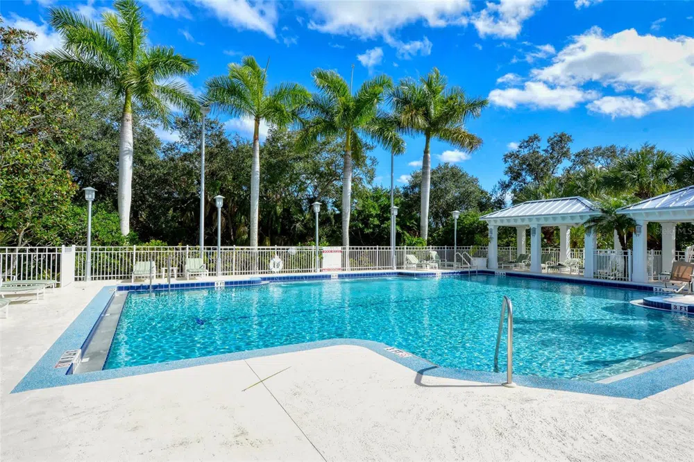 5547 KEY WEST PLACE #C-01 Bradenton, FL 34203