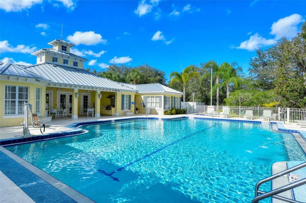 5547 KEY WEST PLACE #C-01 Bradenton, FL 34203
