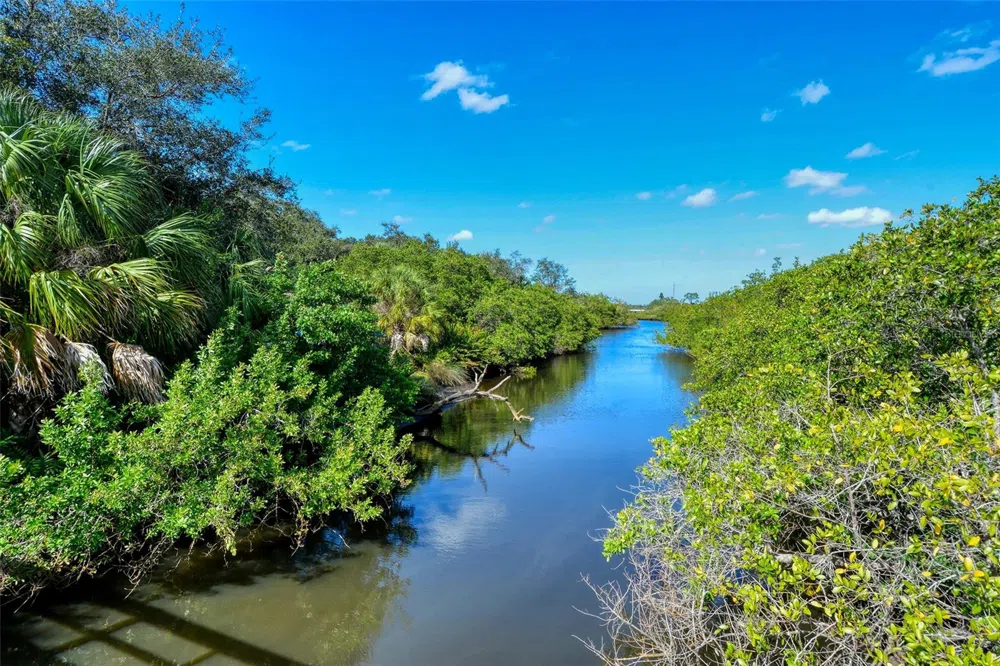 5547 KEY WEST PLACE #C-01 Bradenton, FL 34203