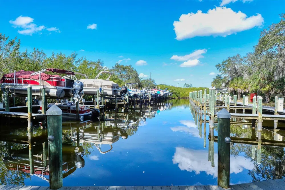 5547 KEY WEST PLACE #C-01 Bradenton, FL 34203