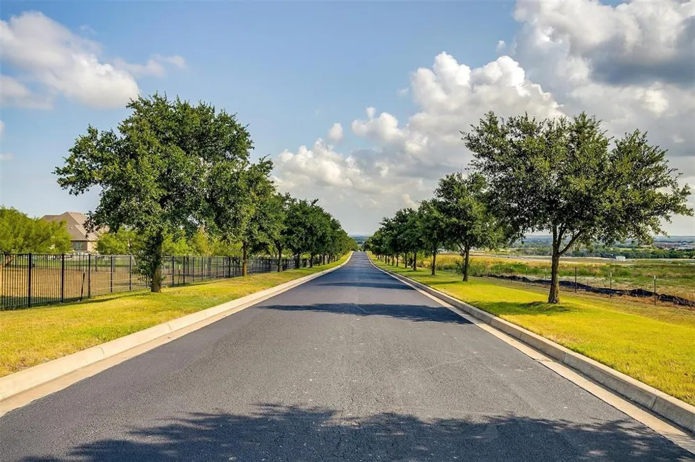 965 San Jacinto Aledo, TX 76008