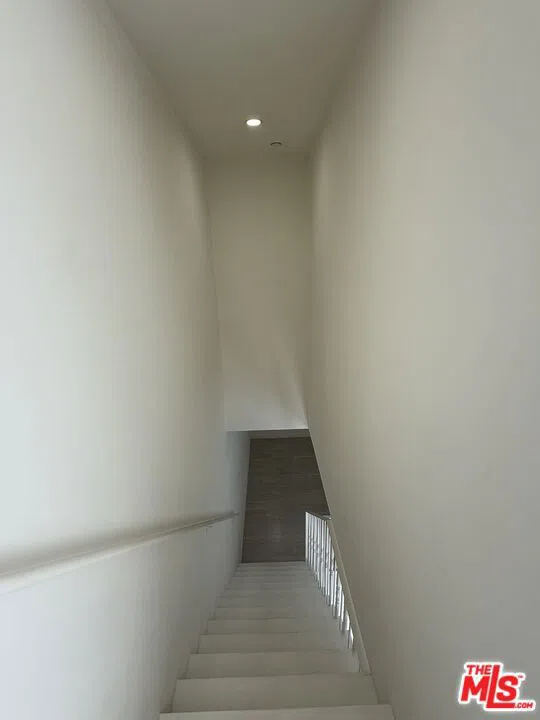 7917 Willoughby Avenue #5 West Hollywood, CA 90046