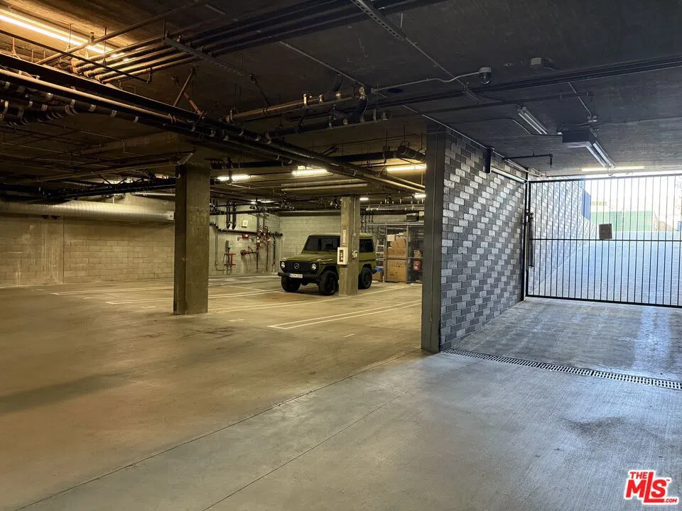 7917 Willoughby Avenue #5 West Hollywood, CA 90046