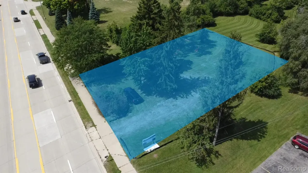 45800 GRAND RIVER AVENUE Novi City, MI 48374