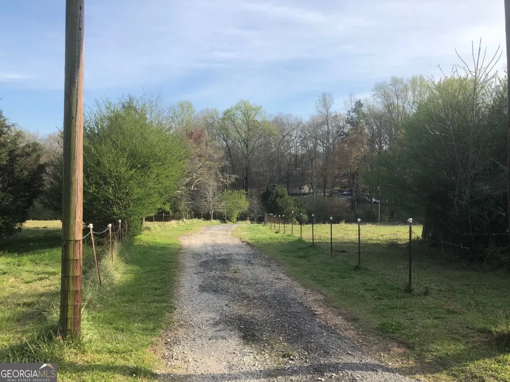 840 Haggard RD Commerce, GA 30529