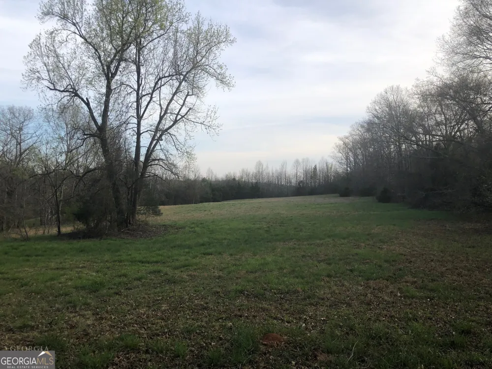 840 Haggard RD Commerce, GA 30529