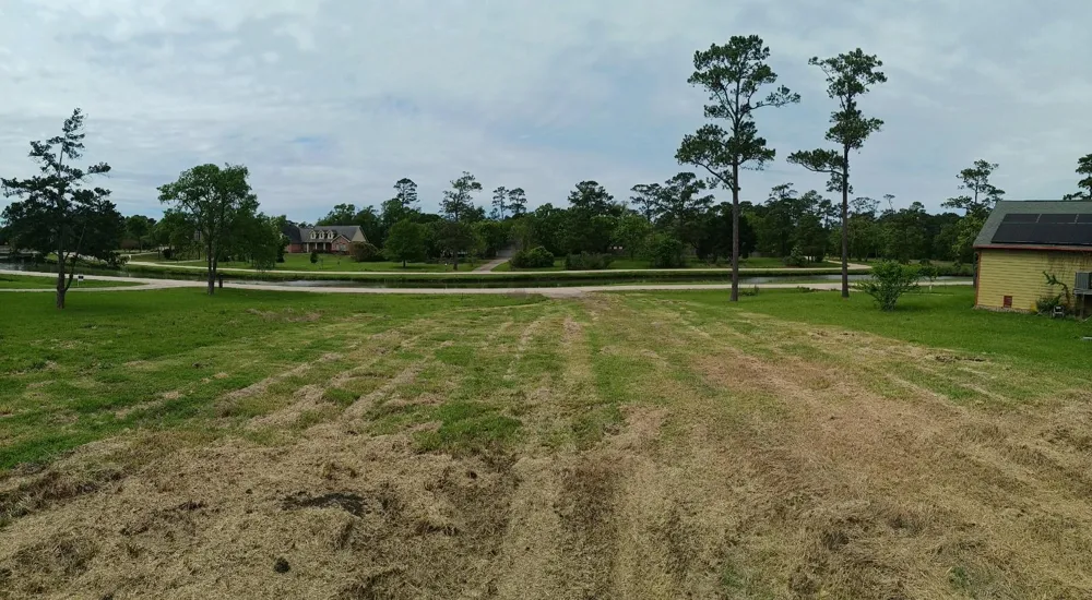 3411 E Bayou Drive Shoreacres, TX 77571
