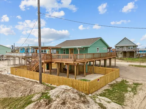 1103 White Cap Drive
