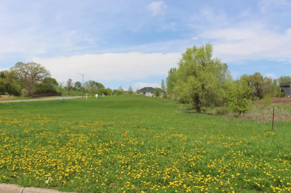 1780 River Shore Drive Hastings, MN 55033