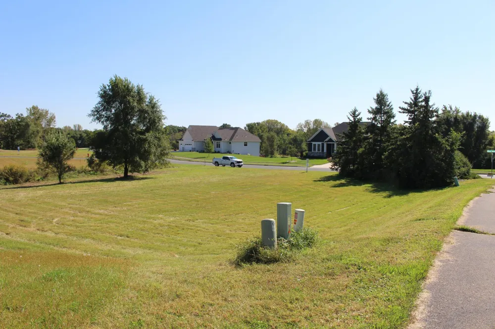 1780 River Shore Drive Hastings, MN 55033