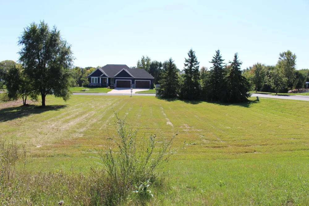 1780 River Shore Drive Hastings, MN 55033