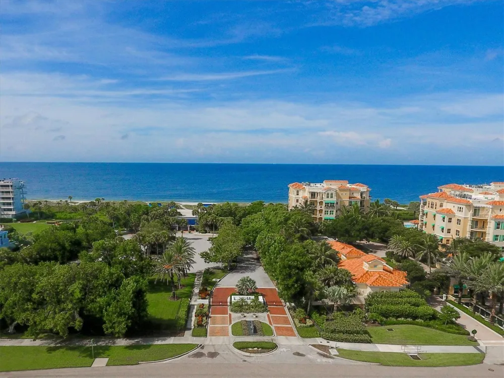 1930 HARBOURSIDE DRIVE #134 Longboat Key, FL 34228