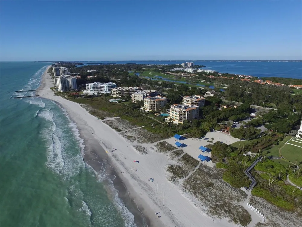 1930 HARBOURSIDE DRIVE #134 Longboat Key, FL 34228