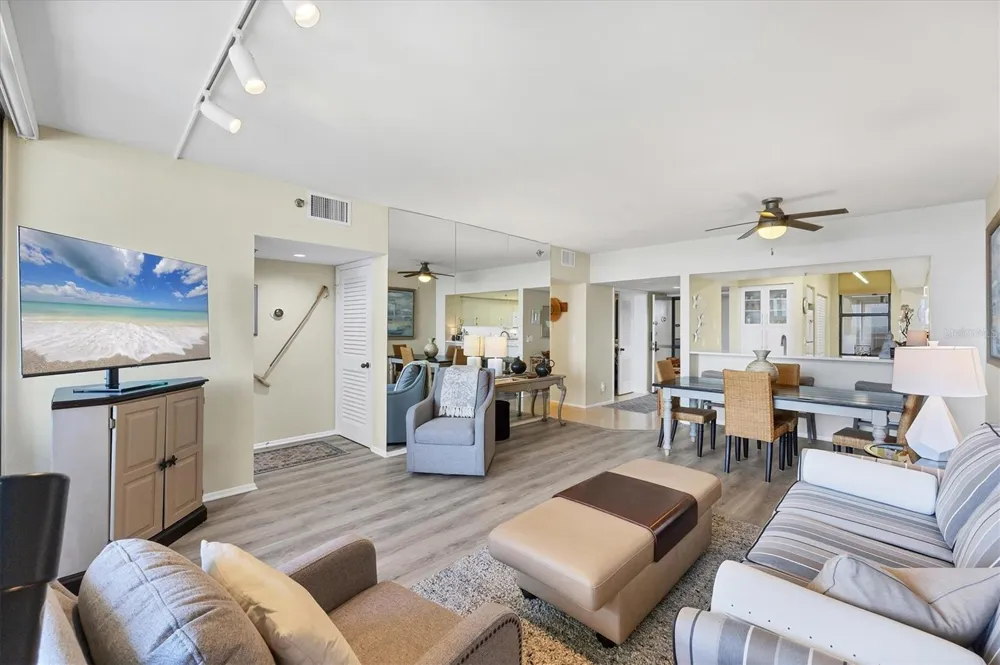 1930 HARBOURSIDE DRIVE #134 Longboat Key, FL 34228