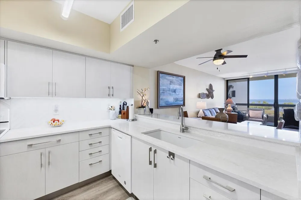 1930 HARBOURSIDE DRIVE #134 Longboat Key, FL 34228