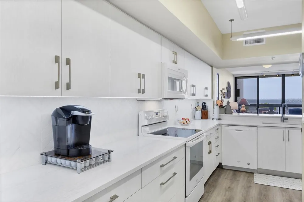 1930 HARBOURSIDE DRIVE #134 Longboat Key, FL 34228