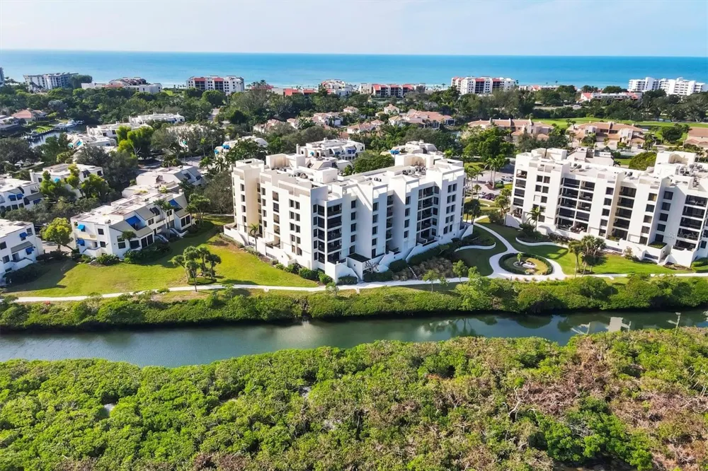 1930 HARBOURSIDE DRIVE #134 Longboat Key, FL 34228