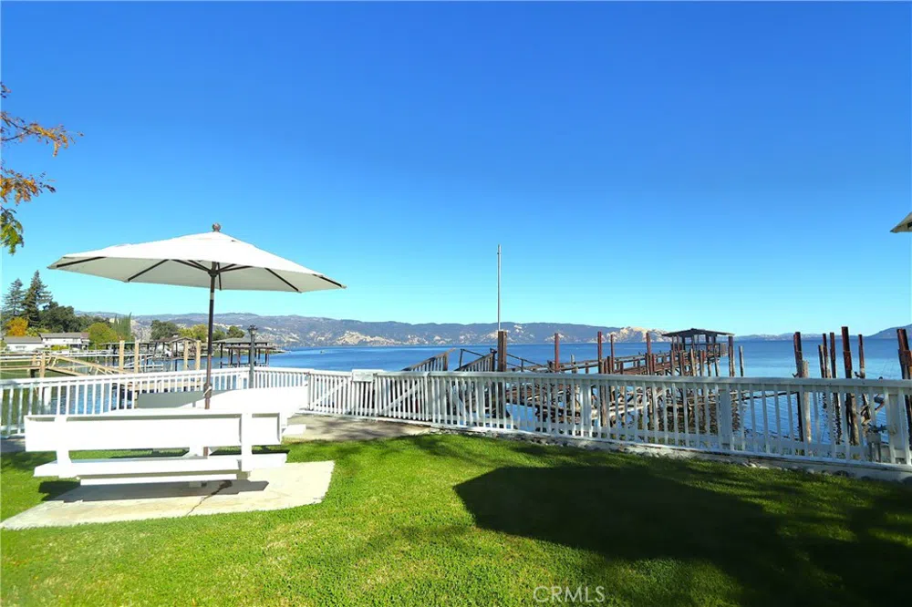 110 Marina Dr N Lakeport, CA 95453